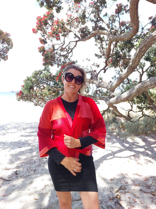 Upcycled Merino Wool Short Kimono in tomato earthy red