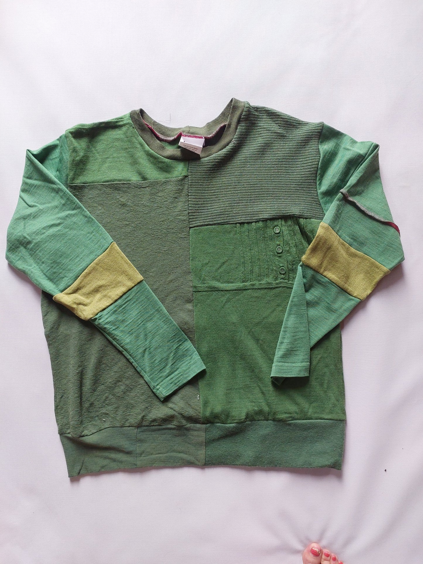 Unisex Merino Sweater fresh green SMALL