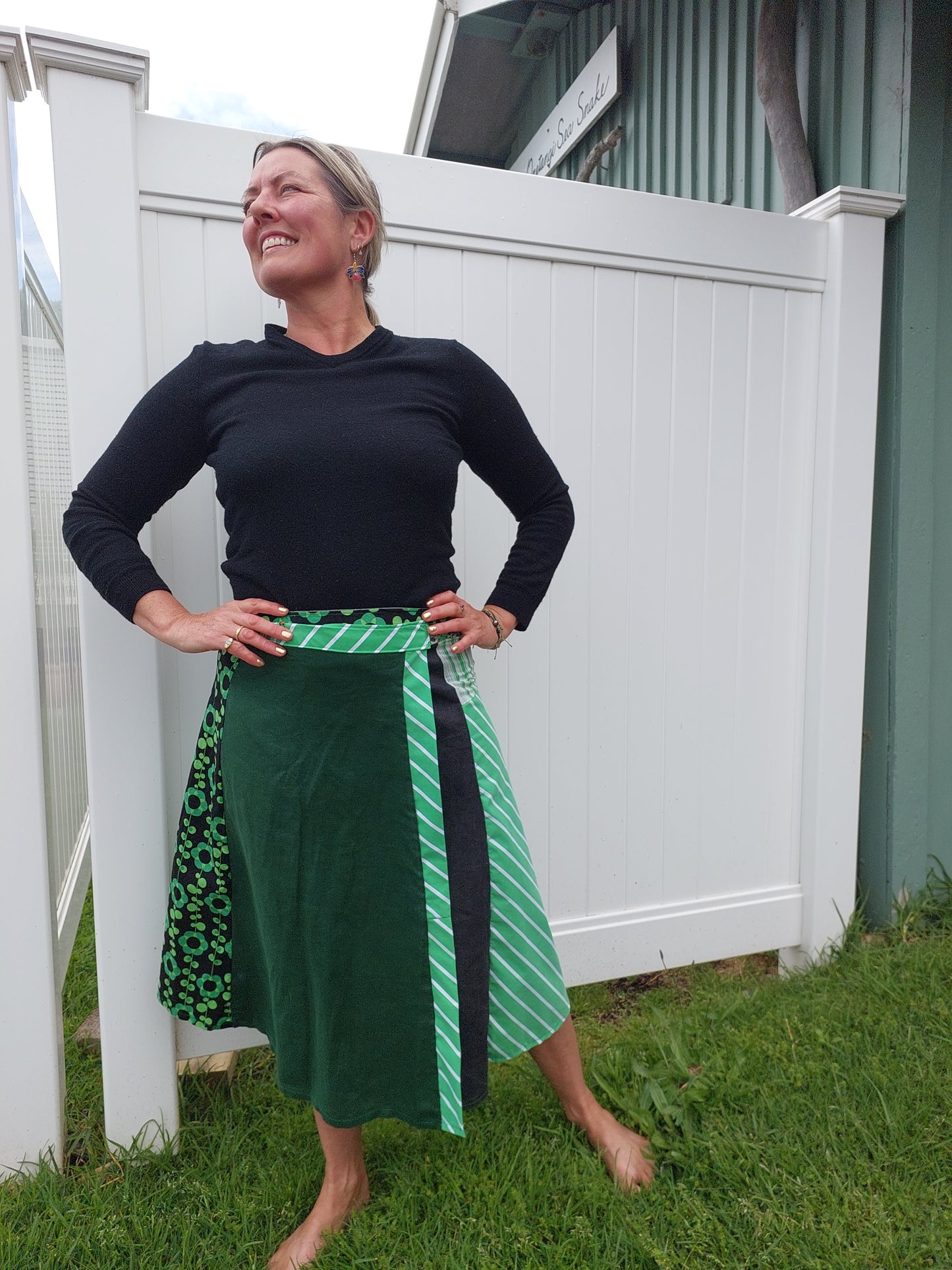 LONG wrap skirt Green and black