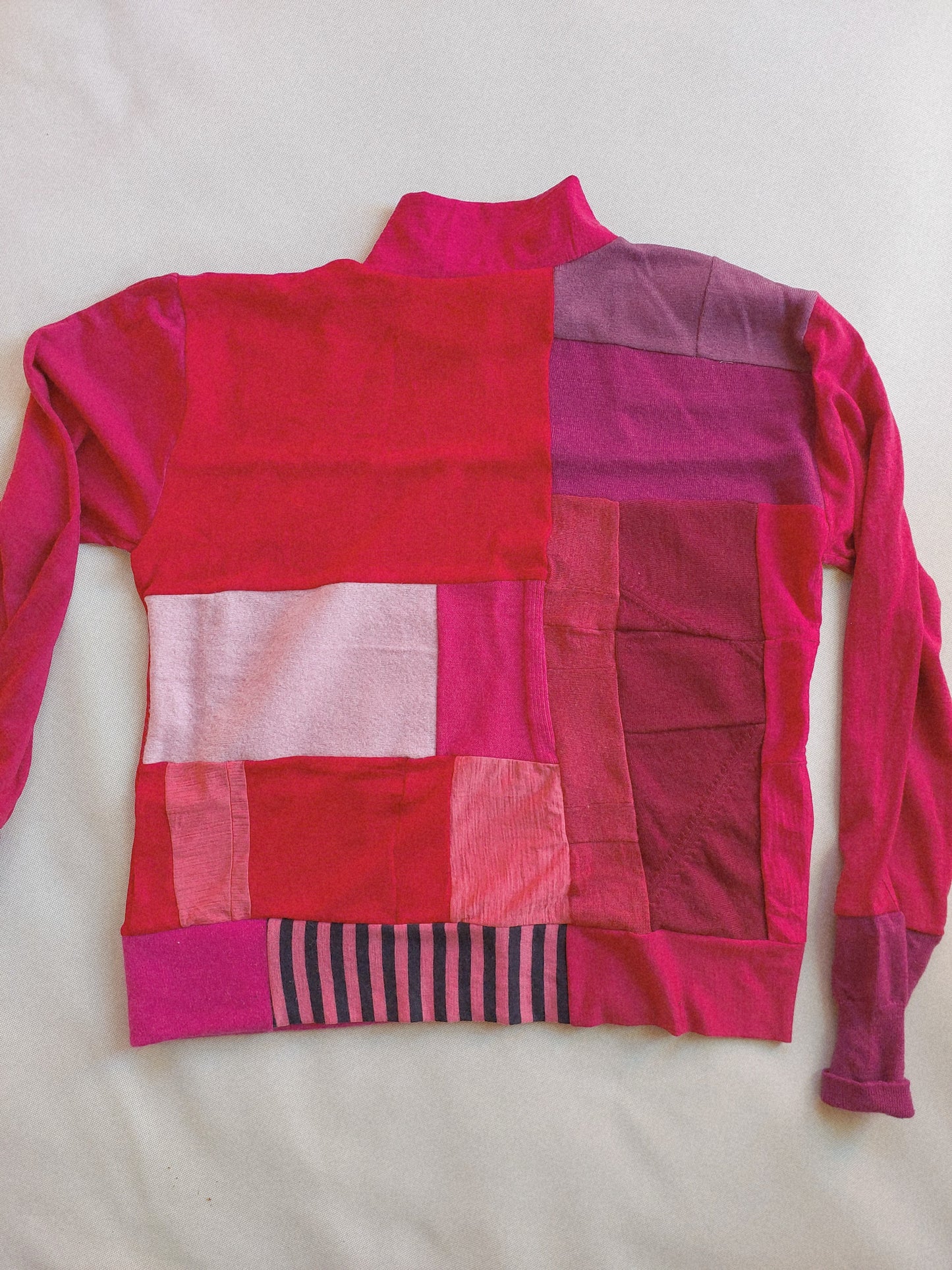 Unisex Merino turtleneck Sweater Fucsia pink MEDIUM