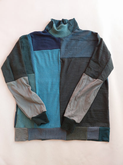 Unisex Merino turtleneck sweater Emerald and navy LARGE