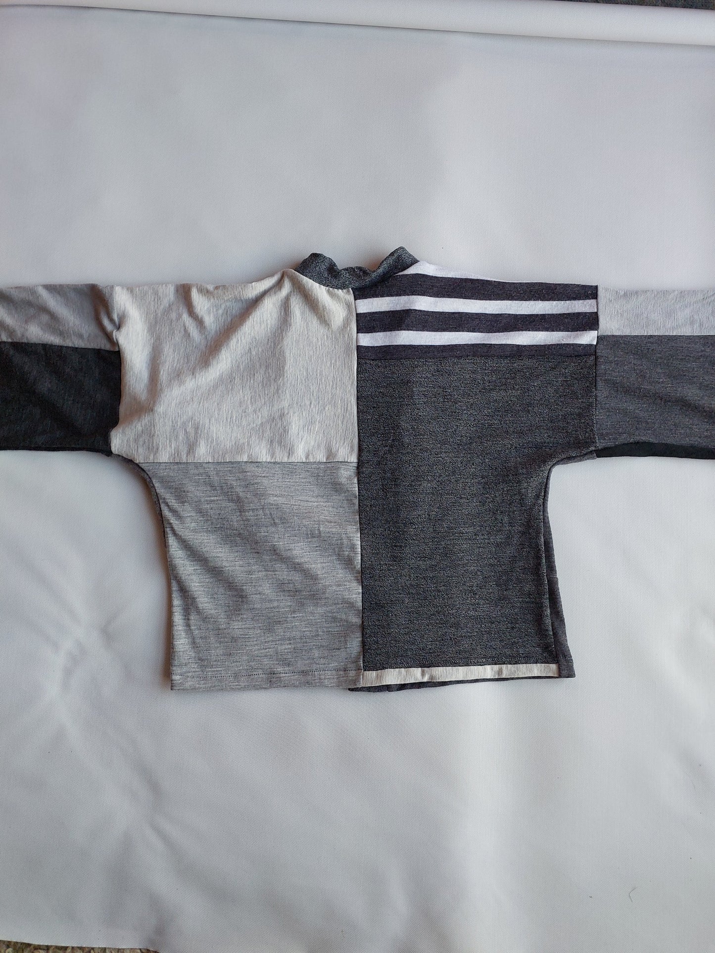 Upcycled Merino Wool Short Kimono shades of gray