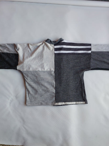 Upcycled Merino Wool Short Kimono shades of gray
