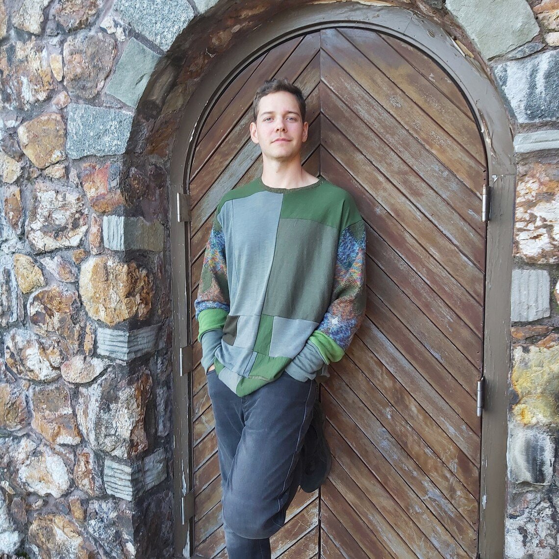 Unisex Merino Sweater mossy green - Heke design